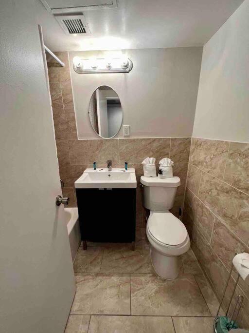 Charming Studio City View! Miami Beach Bagian luar foto