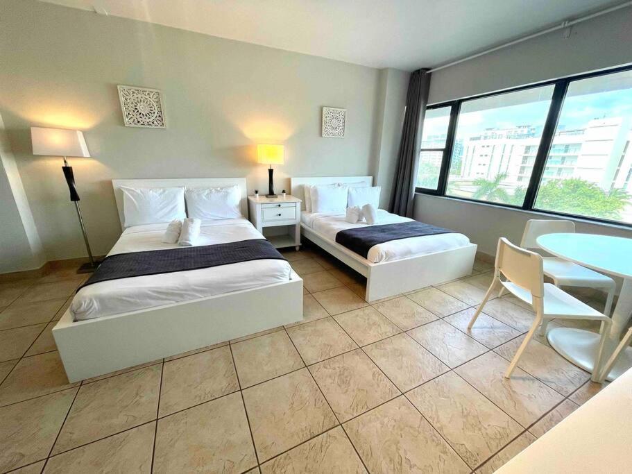 Charming Studio City View! Miami Beach Bagian luar foto